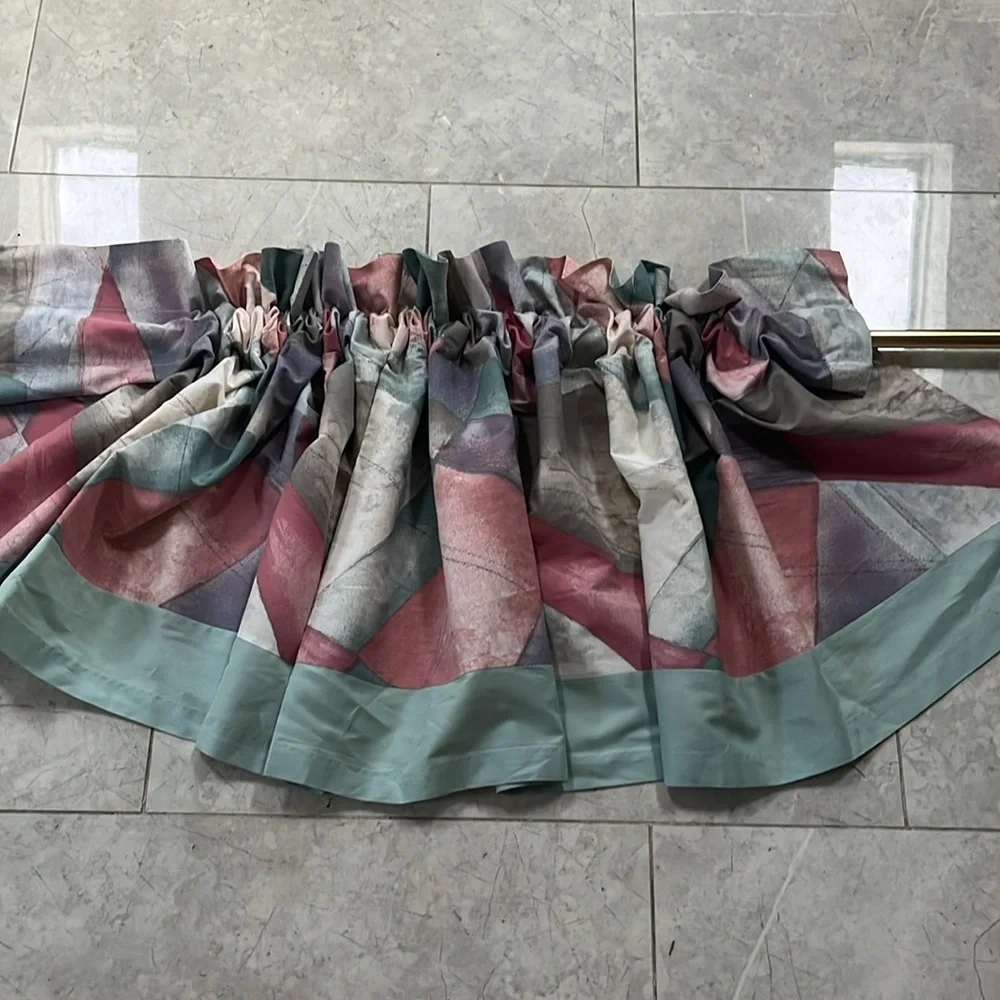 Valance for large window - contemporary pattern - pastel colors